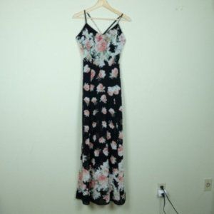 Lulu's Floral Maxi Dress